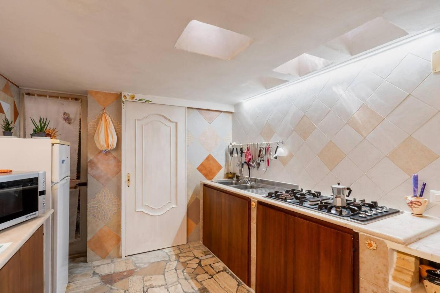 B&B Marchese By Vivimy マリーナ・ディ・マンカヴェルサ 部屋 写真